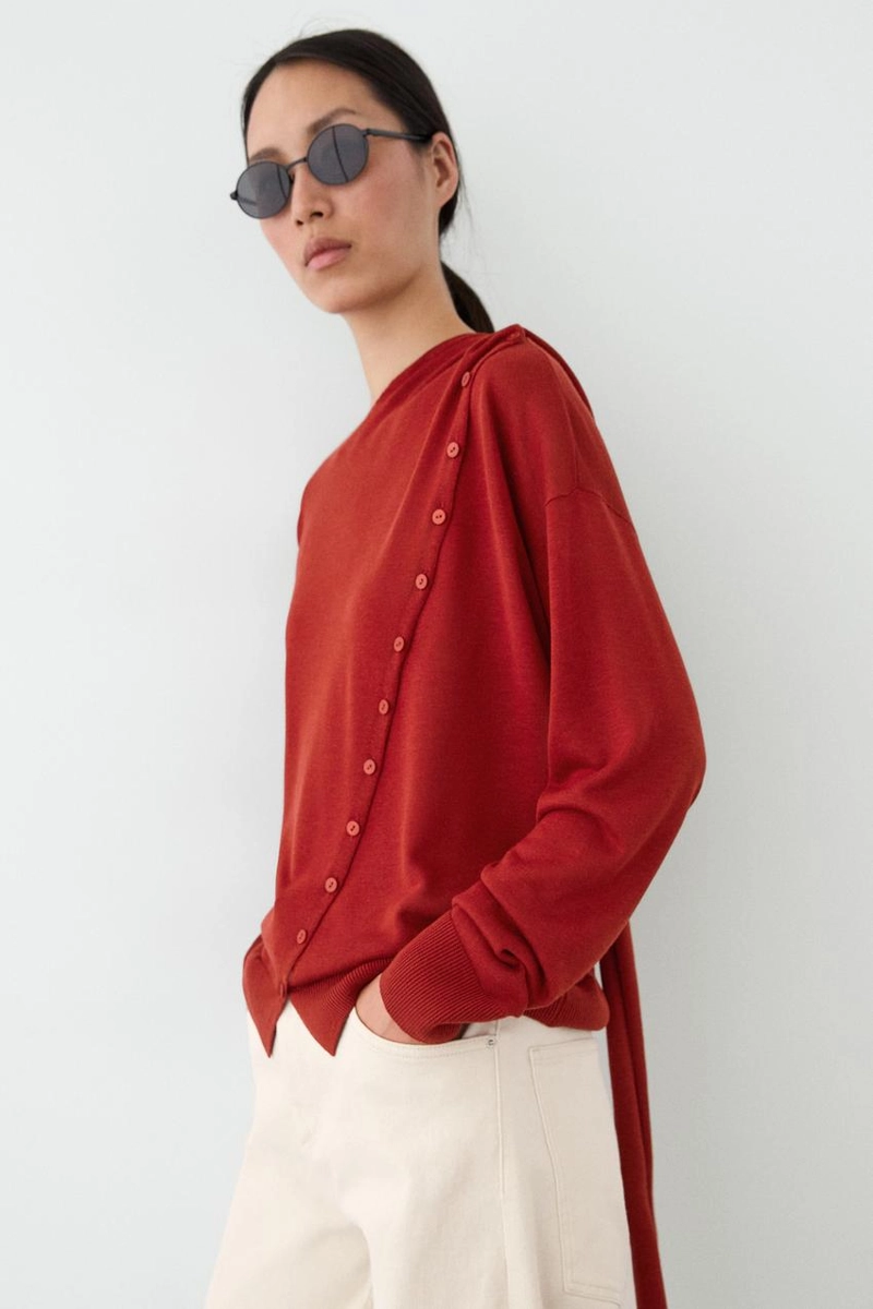 Кардиган с деталью в виде запонок для шарфа