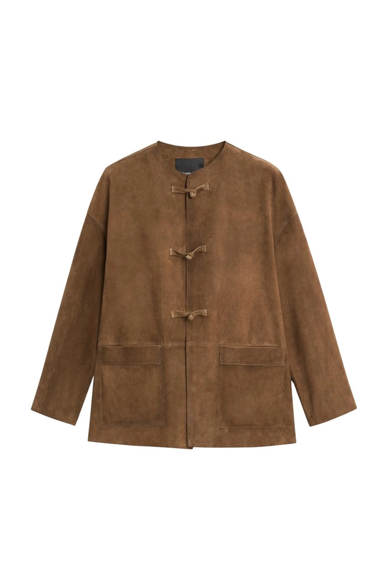 Замшевая куртка с воротником-стойкой