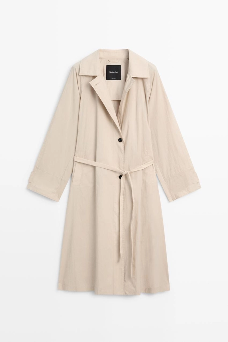 Плащ длинный обтекаемый