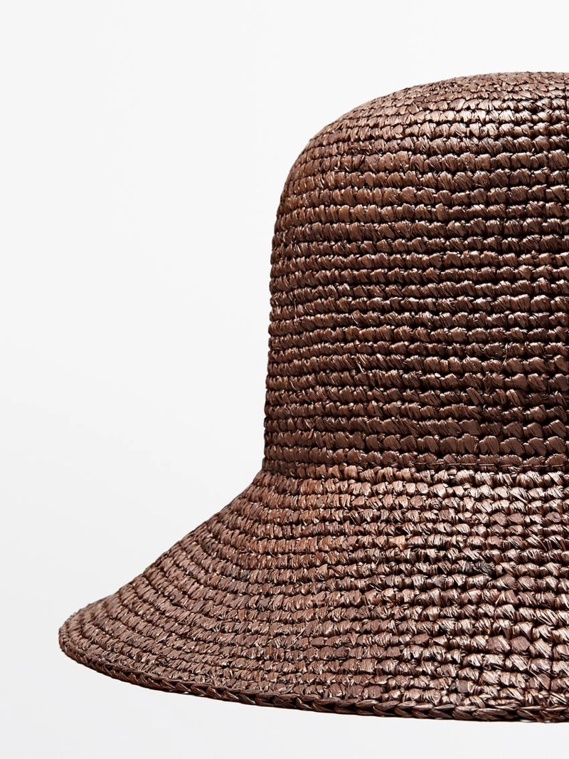 Соломенная ведро шляпа