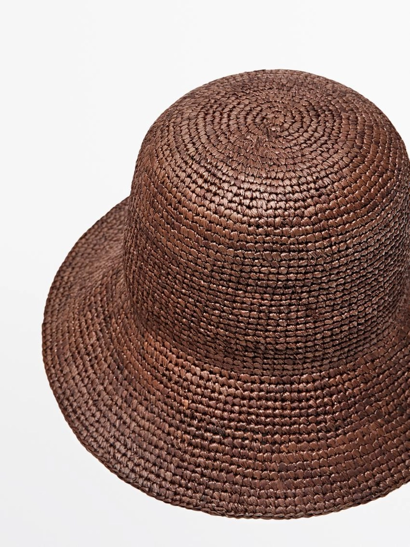 Соломенная ведро шляпа