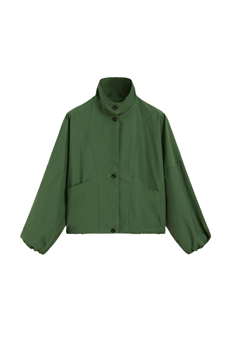 Бомбер с курткой с объемными рукавами