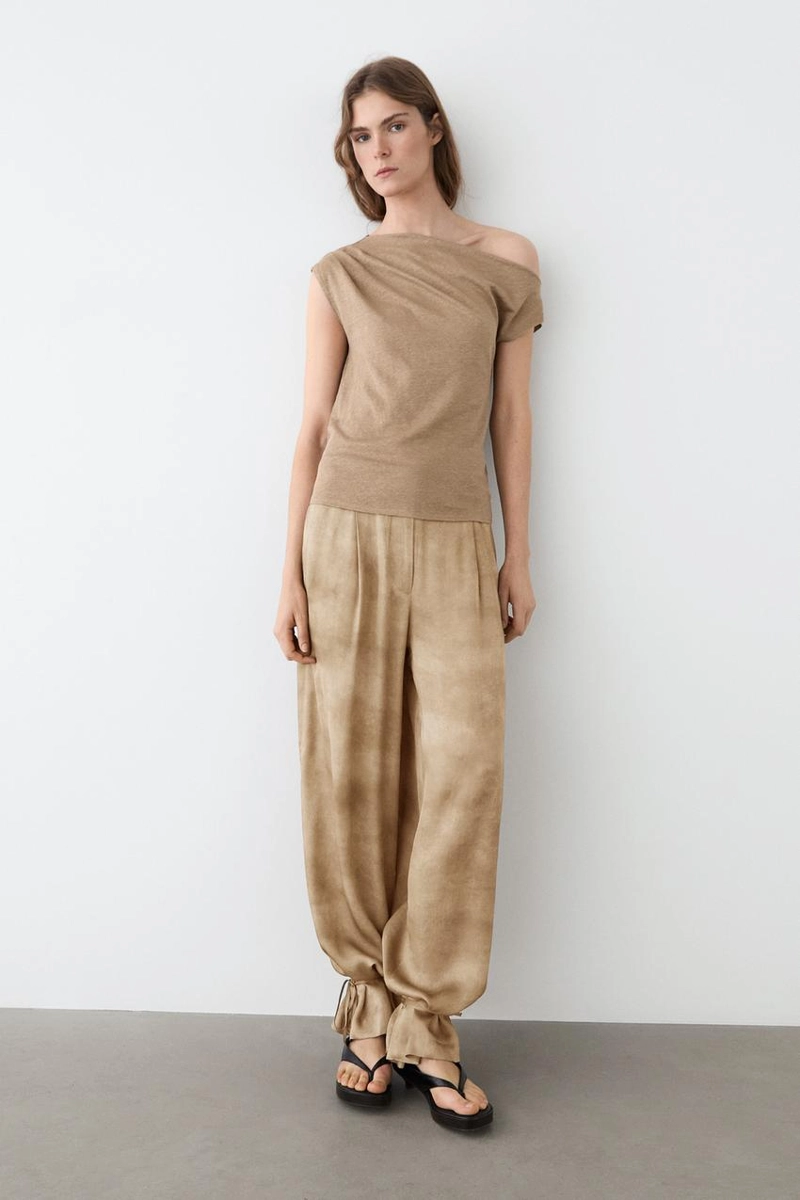 Асимметричный топ из льняной смеси с драпировкой