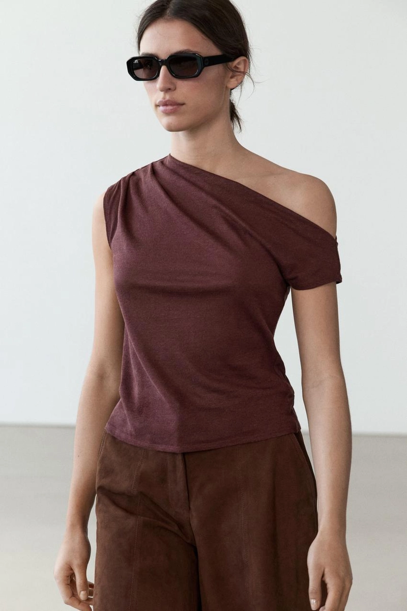 Асимметричный топ из льняной смеси с драпировкой