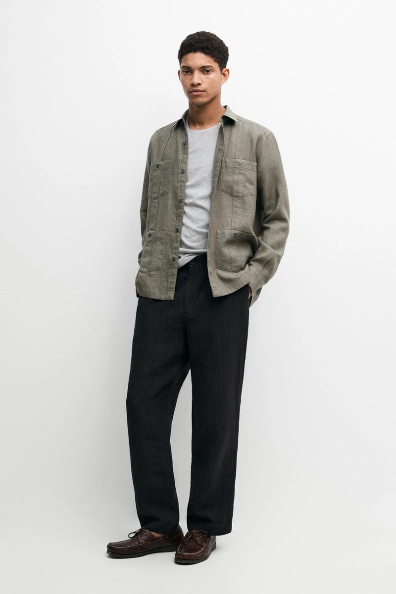 Рубашка regular fit из 100% льна с карманами