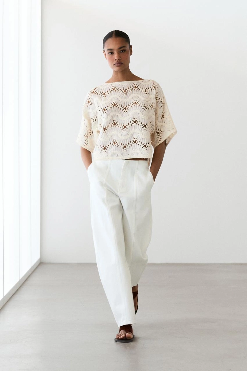 Топ с короткими рукавами крючком