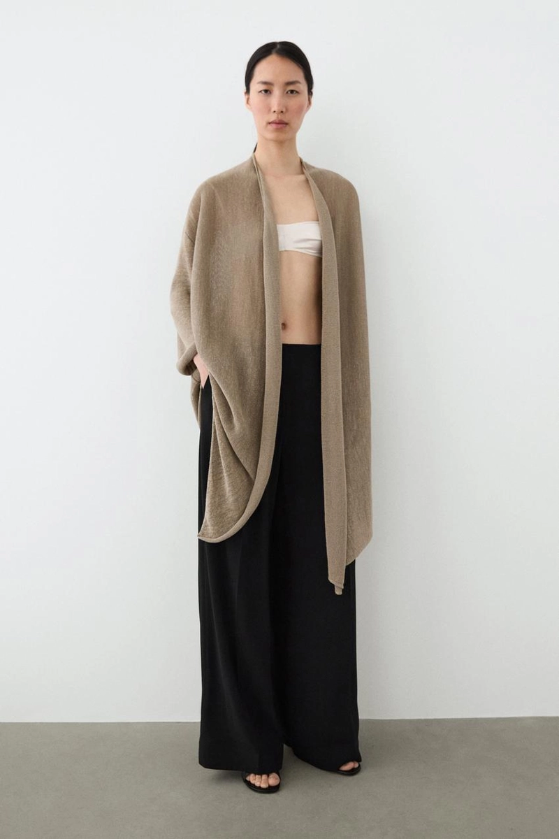 Кардиган-палантин из трикотажа с завязками