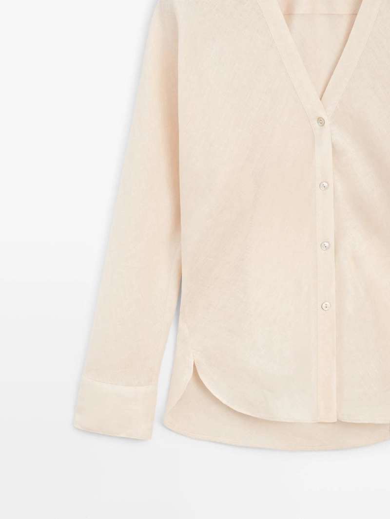 Рубашка из 100% льна с v-образным вырезом