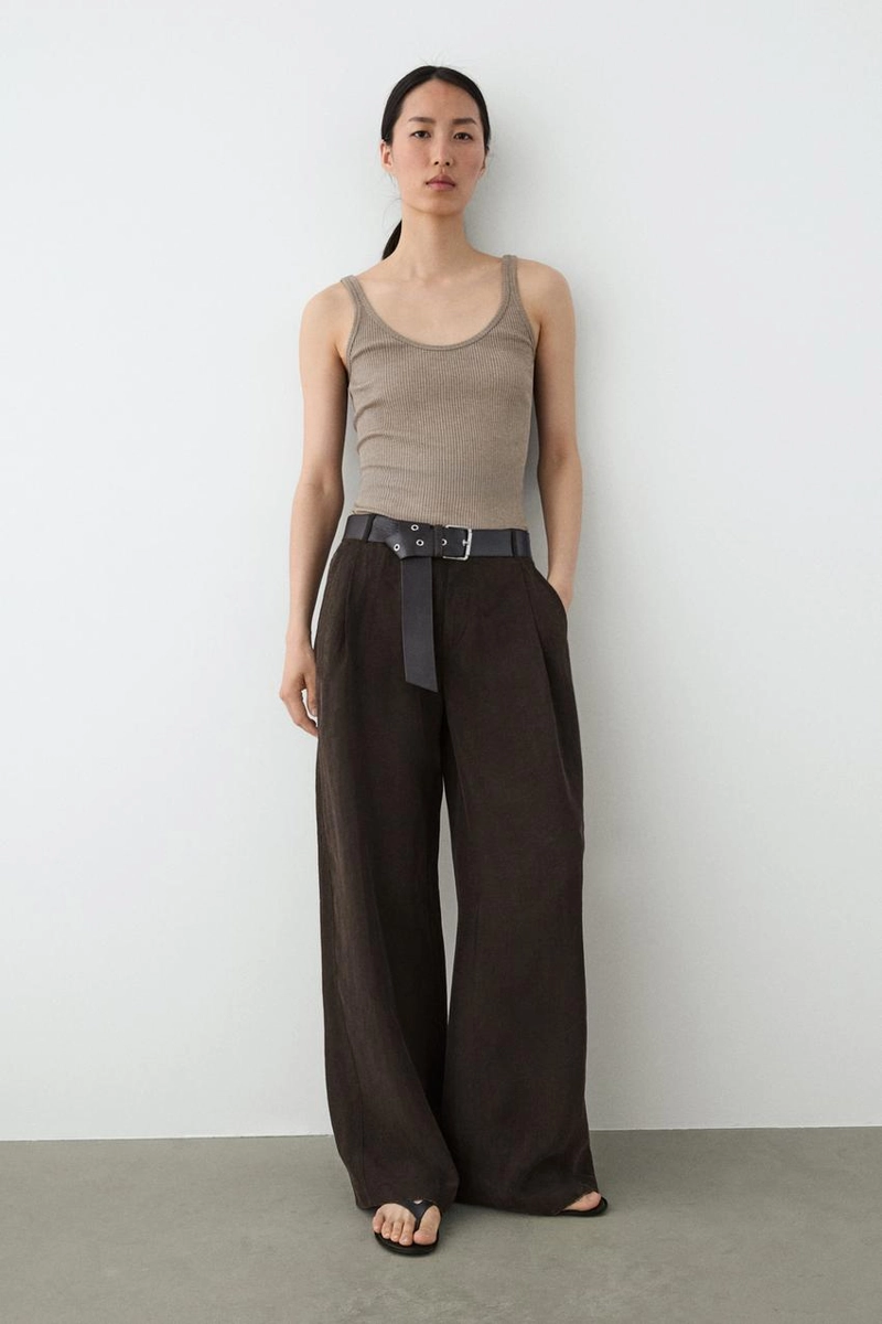 Широкие брюки с кантами