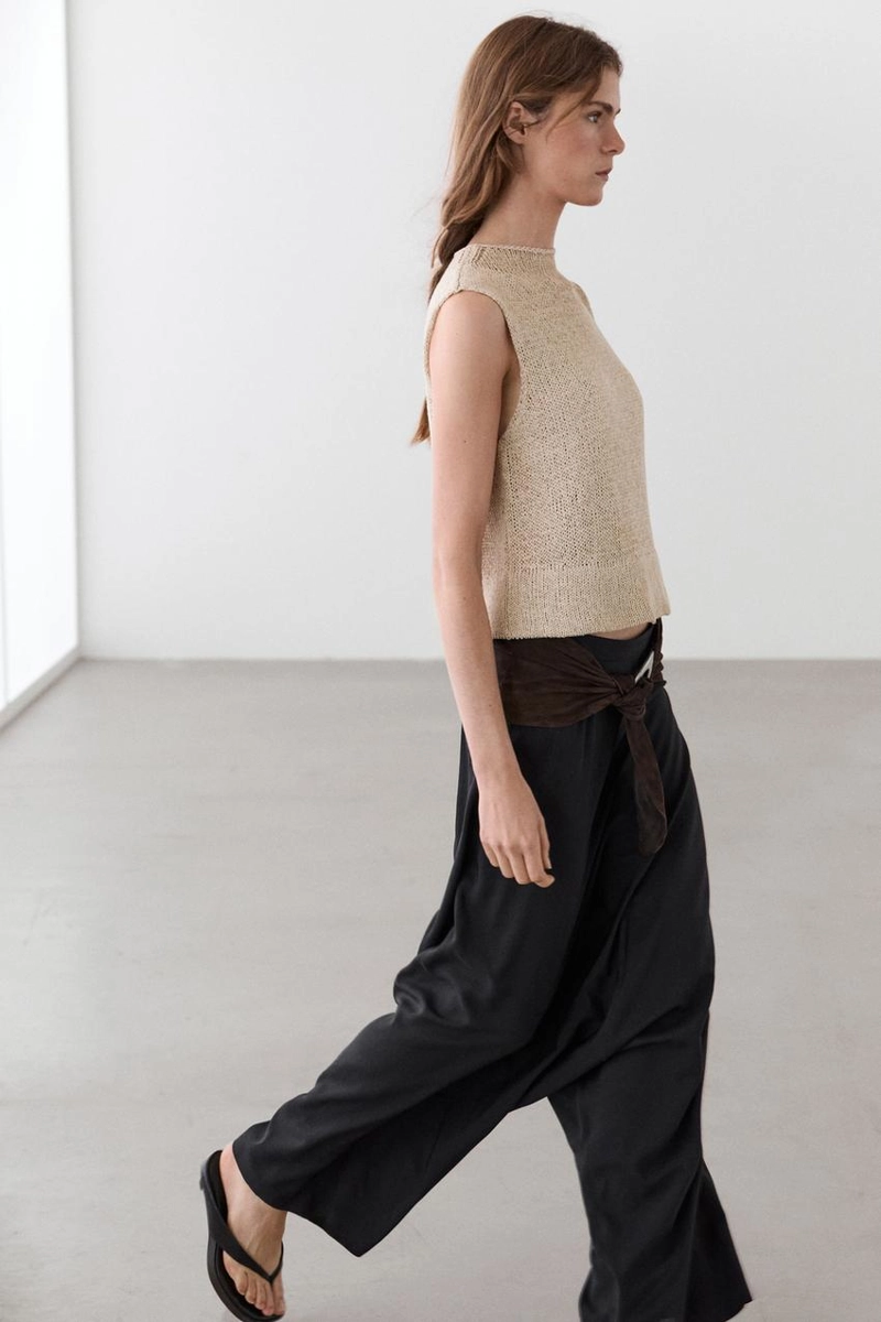 Топ из смесового льна