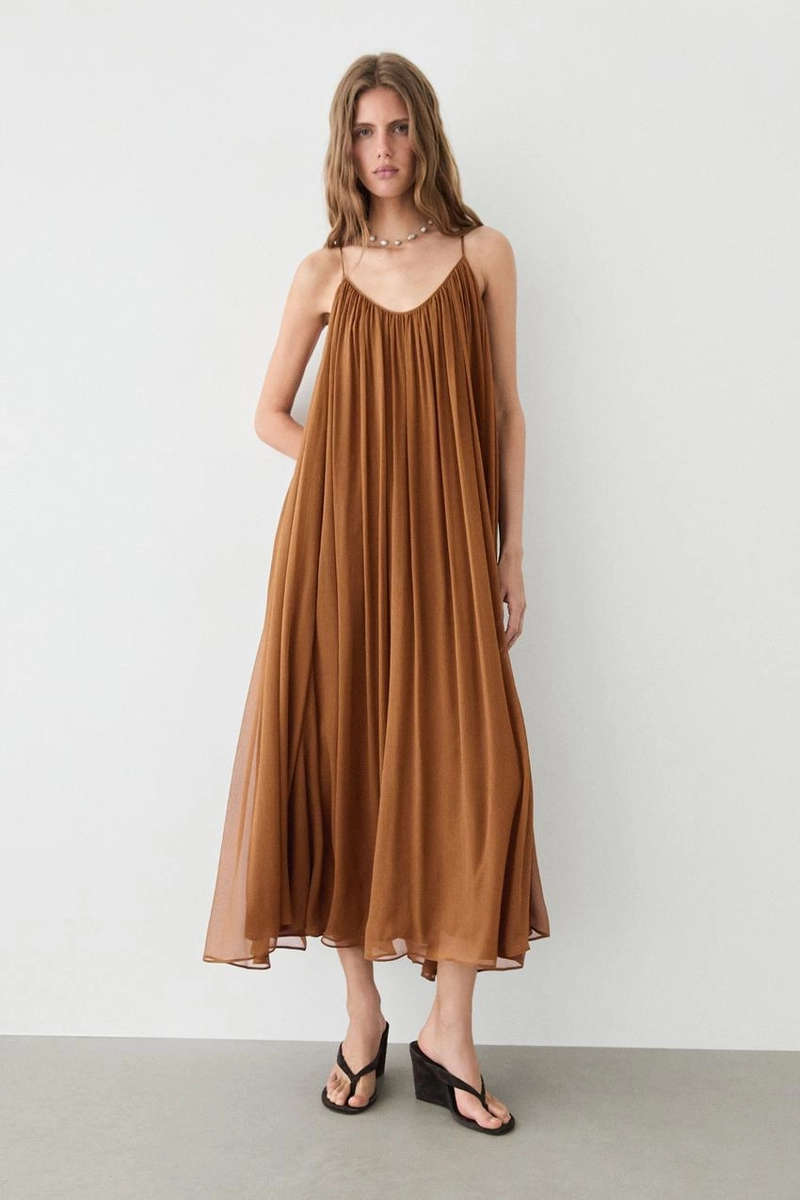 Платье миди сборками из 100% шелка