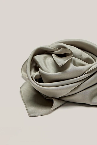 Шелковый платок - limited edition- Заказать в России