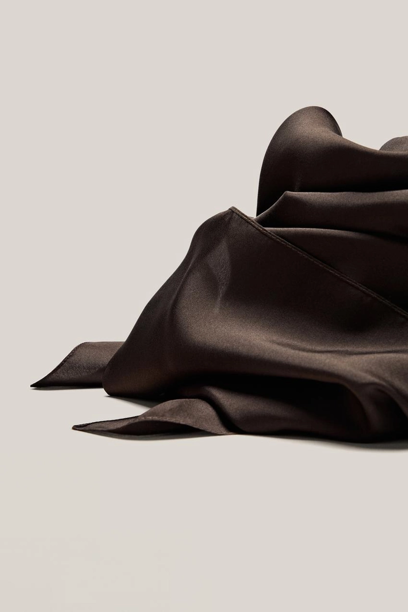 Шелковый платок - лимитированная коллекция