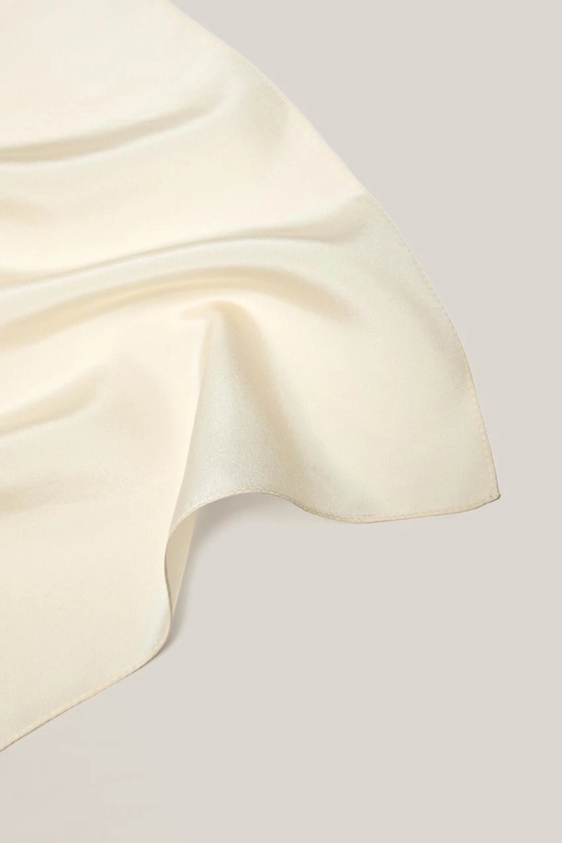 Шелковый платок - лимитированное издание