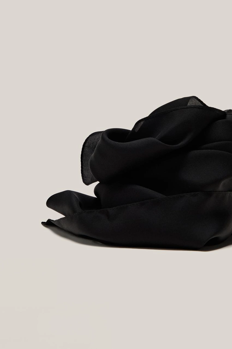 Шелковый платок - лимитированная коллекция