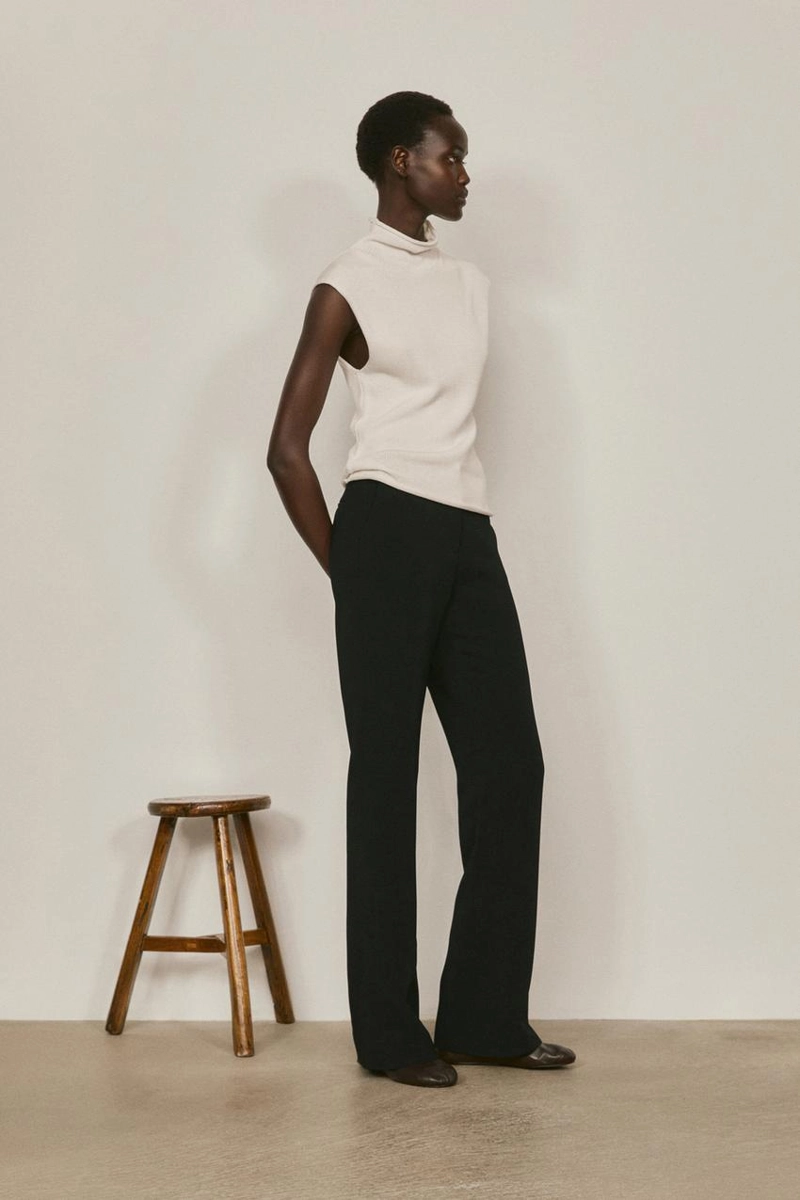 Брюки со свободным силуэтом из атласа - лимитированная коллекция