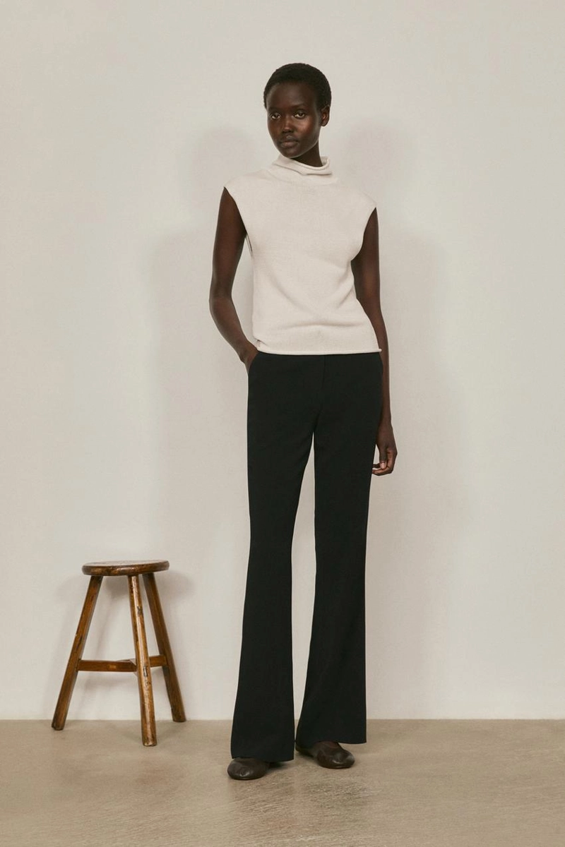 Брюки со свободным силуэтом из атласа - лимитированная коллекция