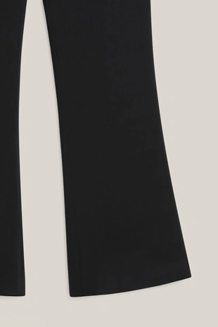 Брюки со свободным силуэтом из атласа - лимитированная коллекция- Заказать в России