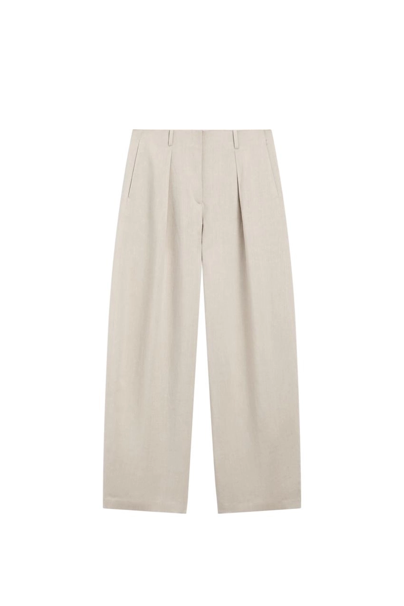 Брюки с линией вытачки - лимитированное издание