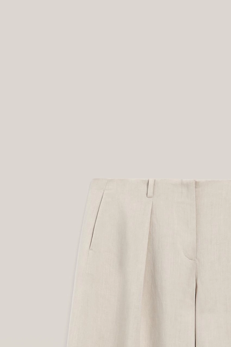 Брюки с линией вытачки - лимитированное издание