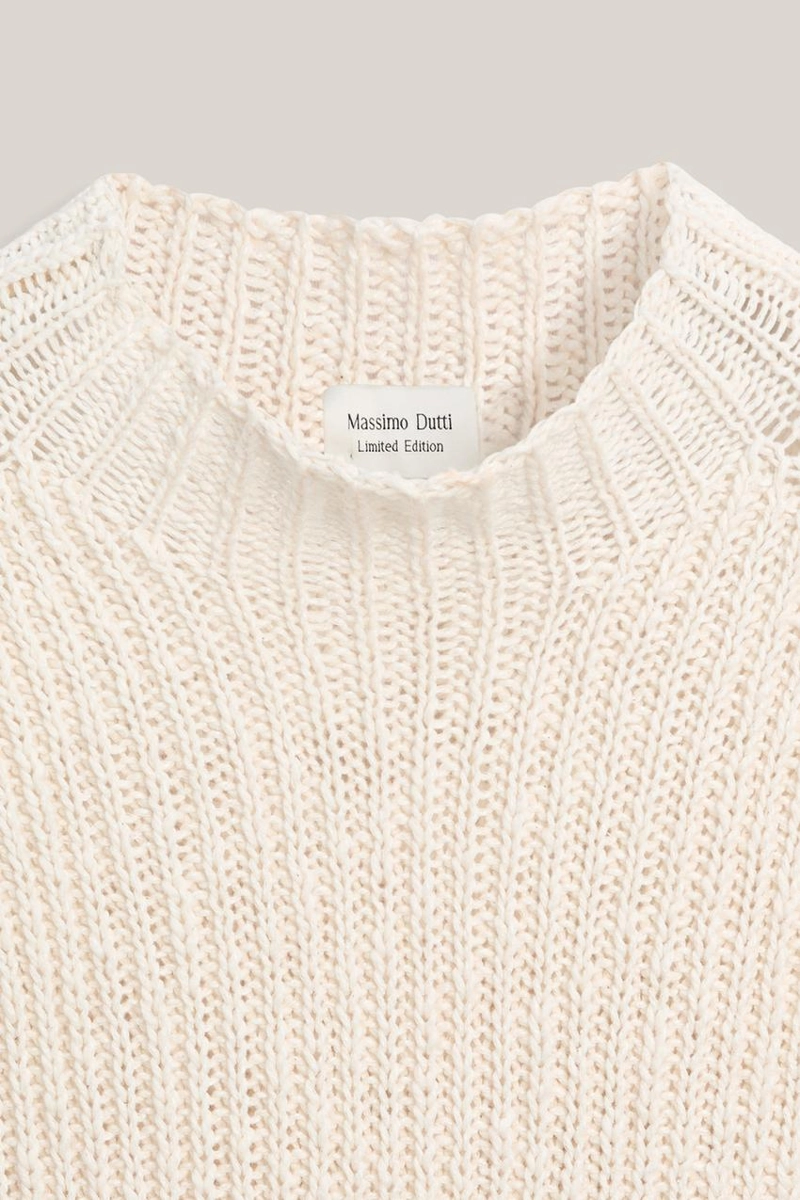 Топ с мокрым воротником из льняной смеси - лимитированное издание