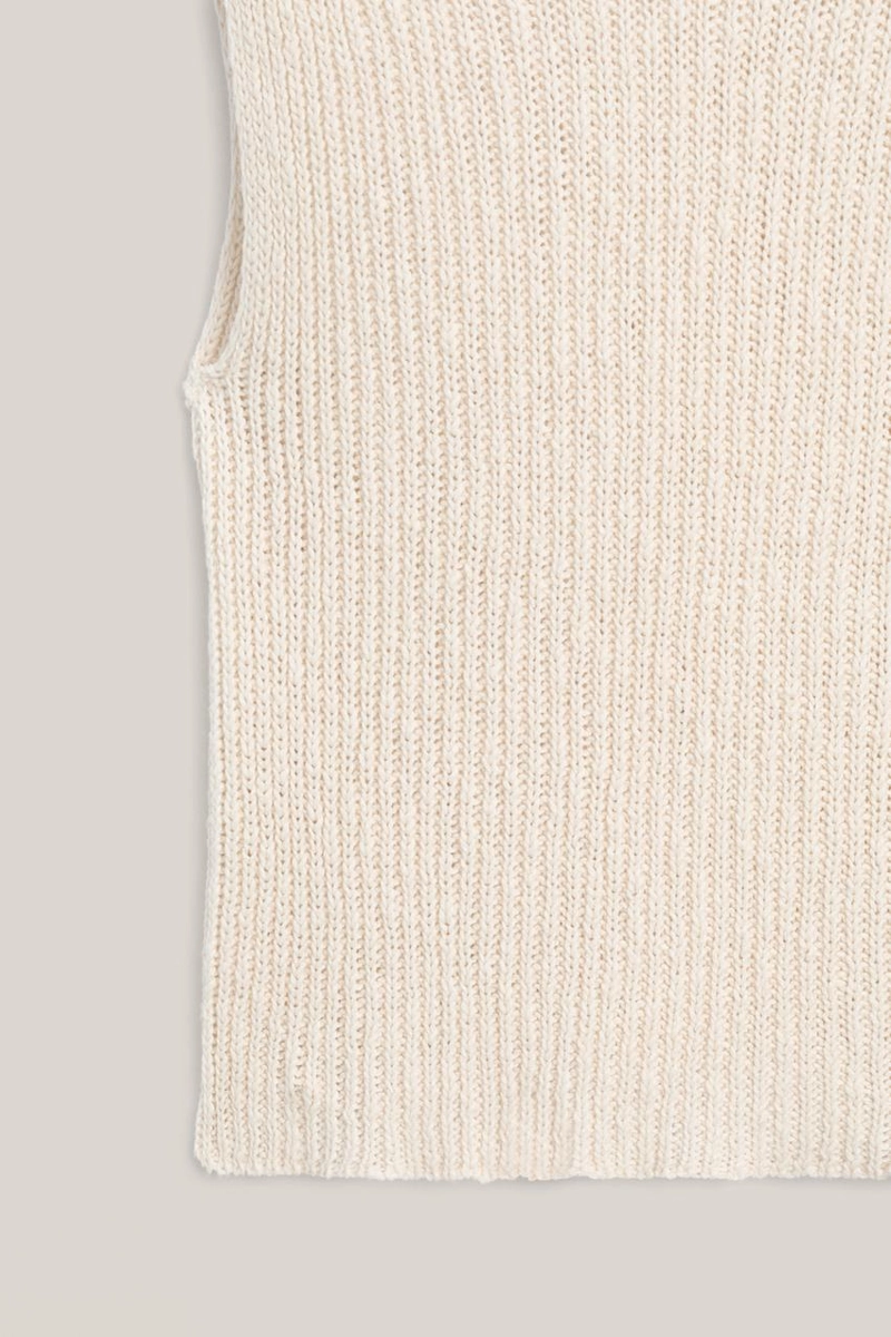 Топ с мокрым воротником из льняной смеси - лимитированное издание