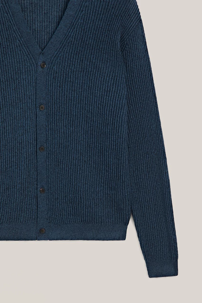Кардиган с v-образным вырезом - limited edition