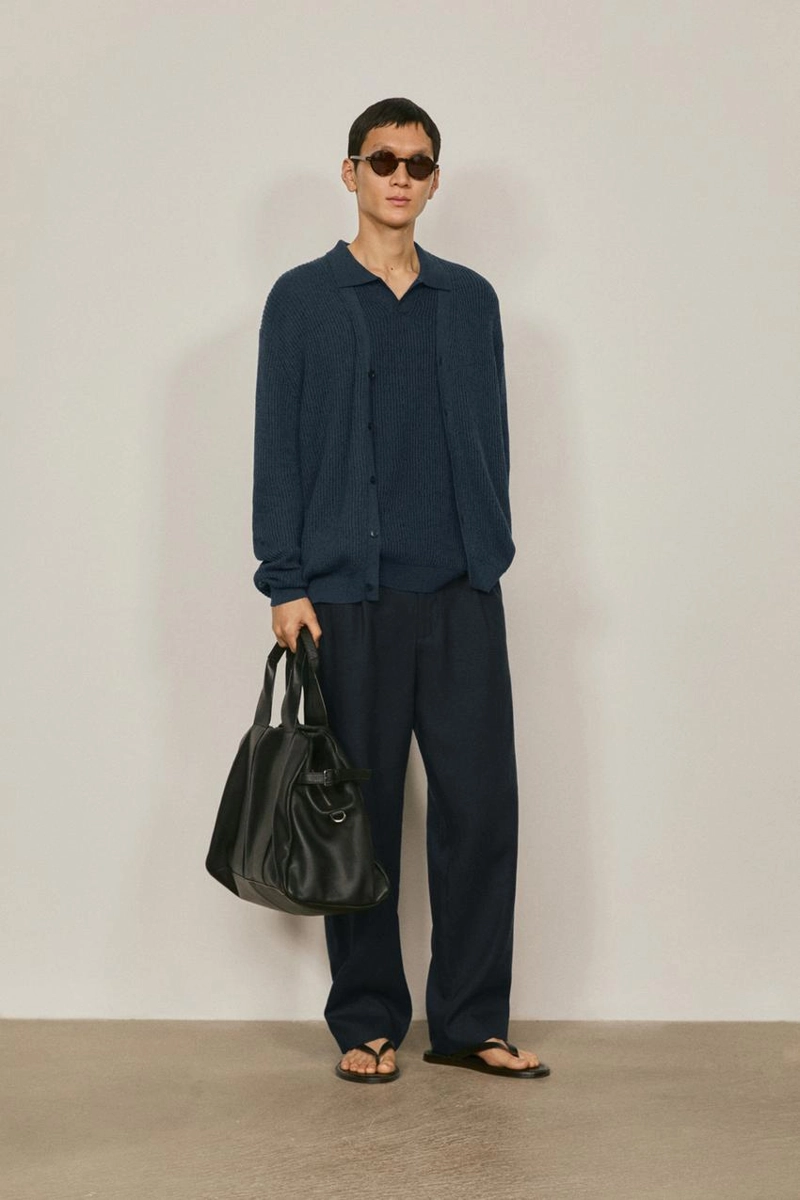 Кардиган с v-образным вырезом - limited edition