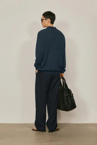 Кардиган с v-образным вырезом - limited edition- Заказать в России