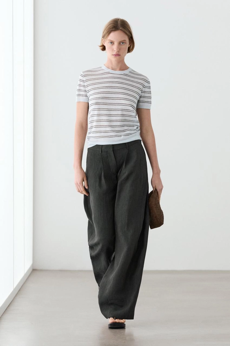 Свитер с коротким рукавом с полосатыми деталями