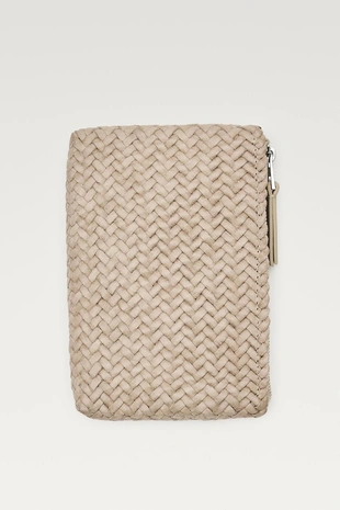 Сумочка-клатч из плетеной кожи наппа- Заказать в России