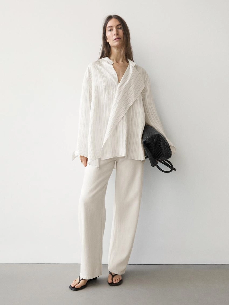 Рубашка с полосками и завязкой