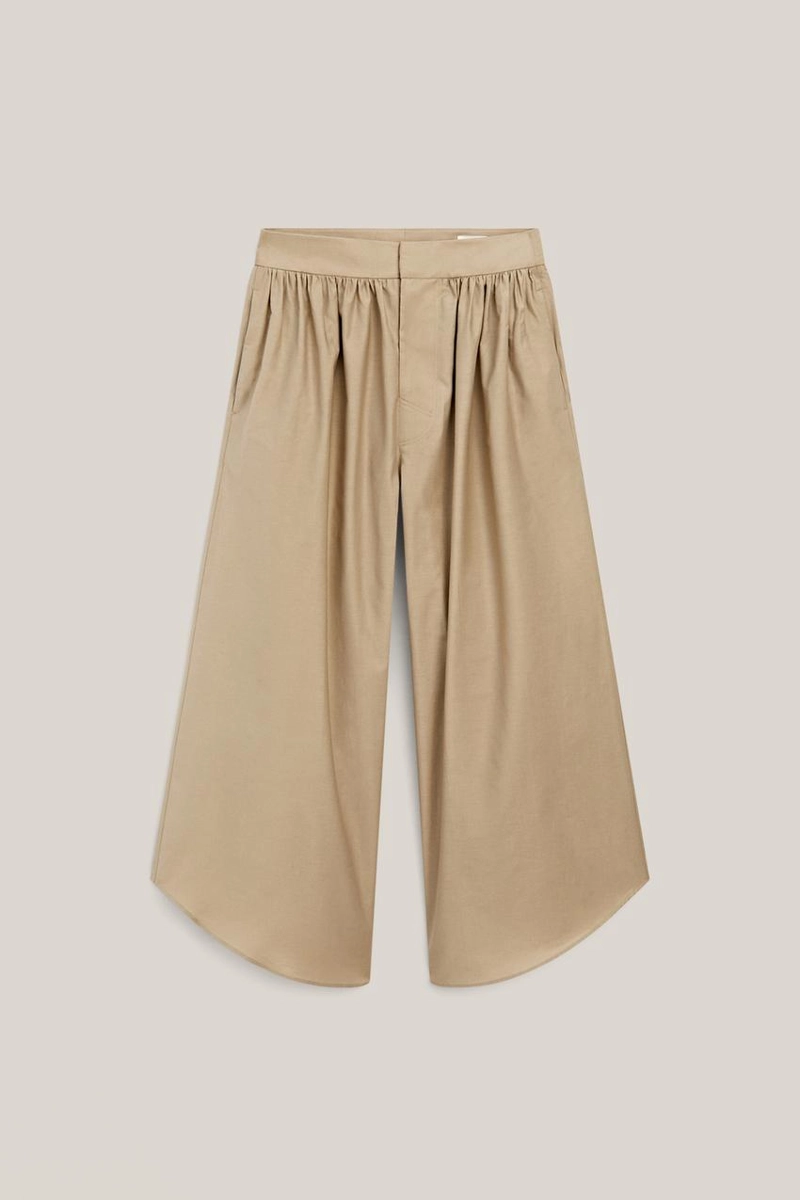 Брюки-капри с деталями в складку - лимитированная коллекция