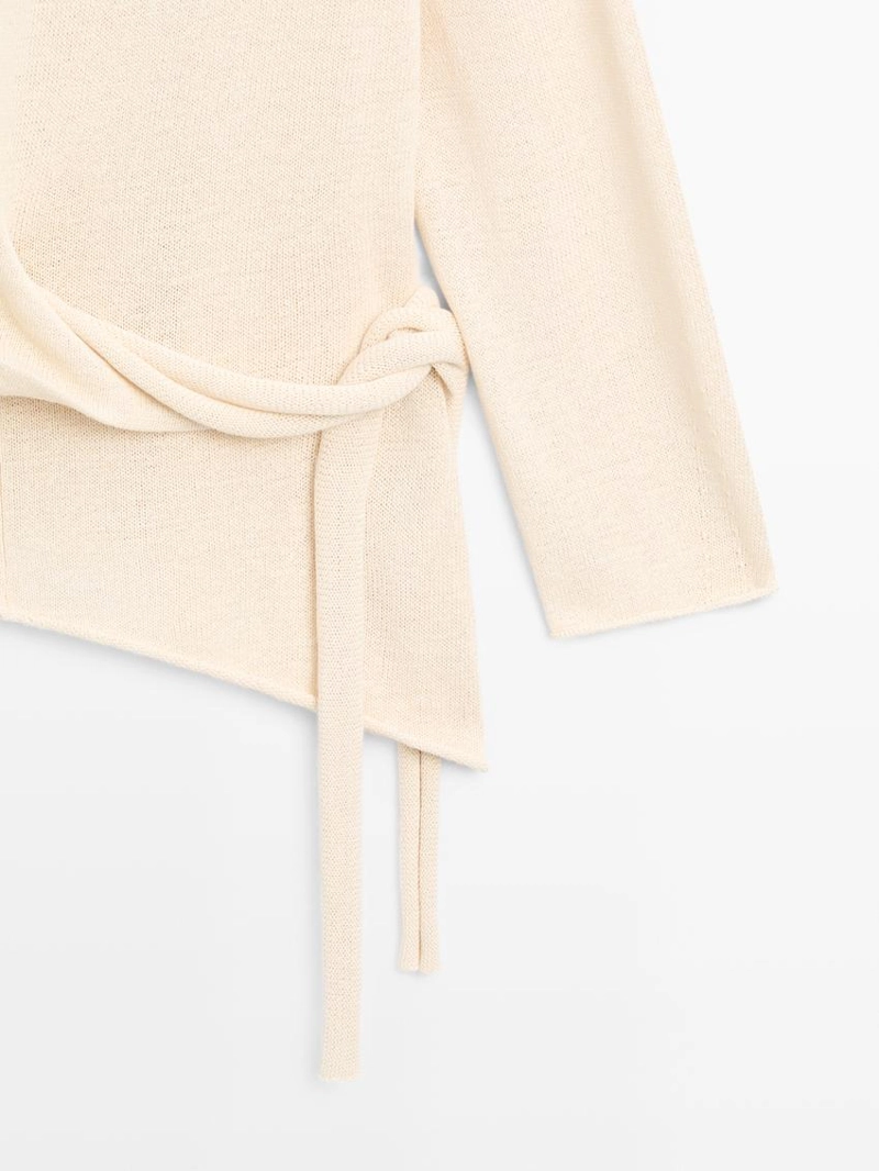 Свитер из льняной смеси с асимметричным вырезом и завязкой