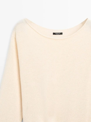 Свитер из льняной смеси с асимметричным вырезом и завязкой- Заказать в России