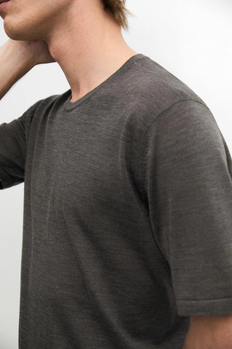 Вязанная футболка из шерстяной смеси