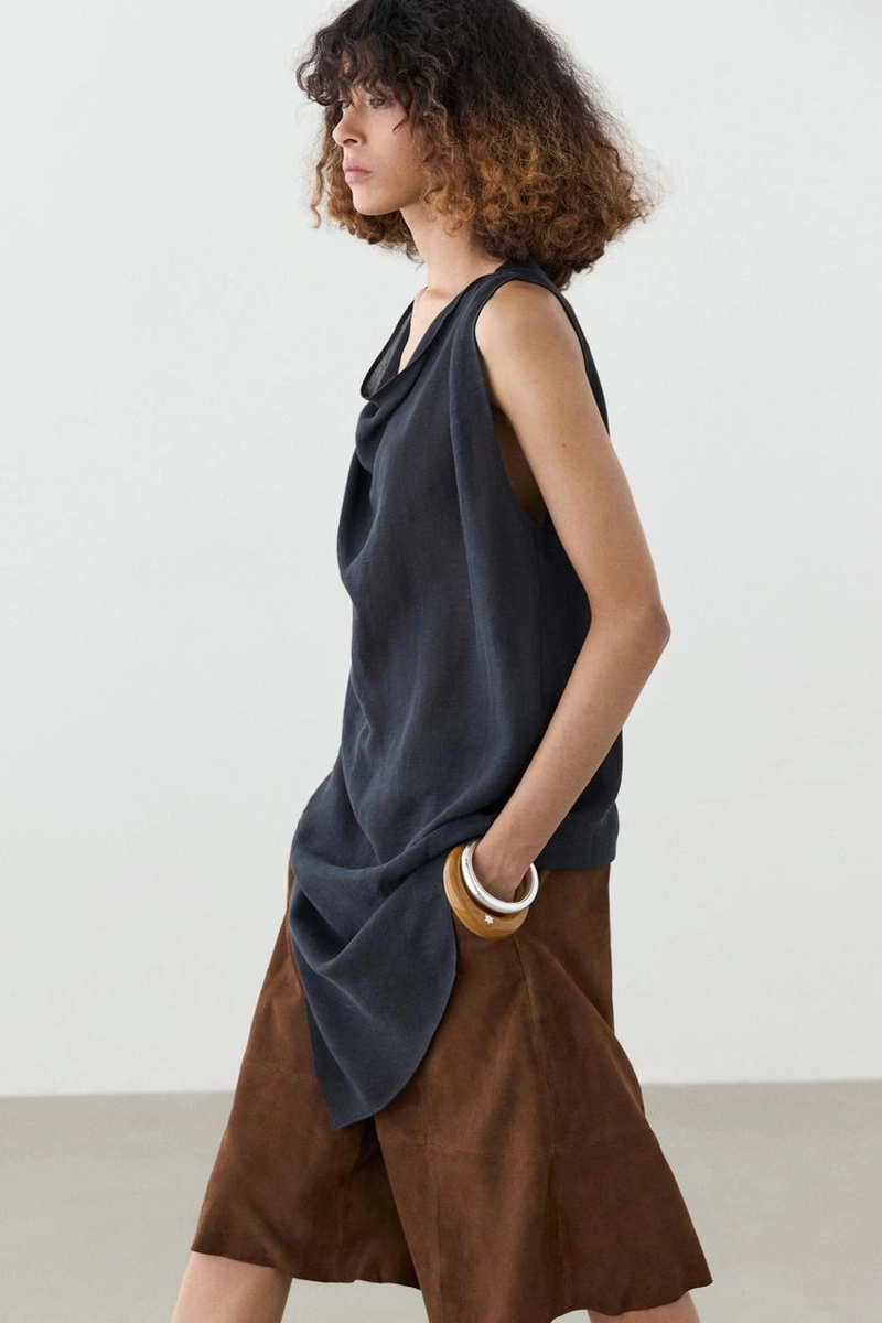 Топ из льняно-хлопковой ткани с асимметричным кроем