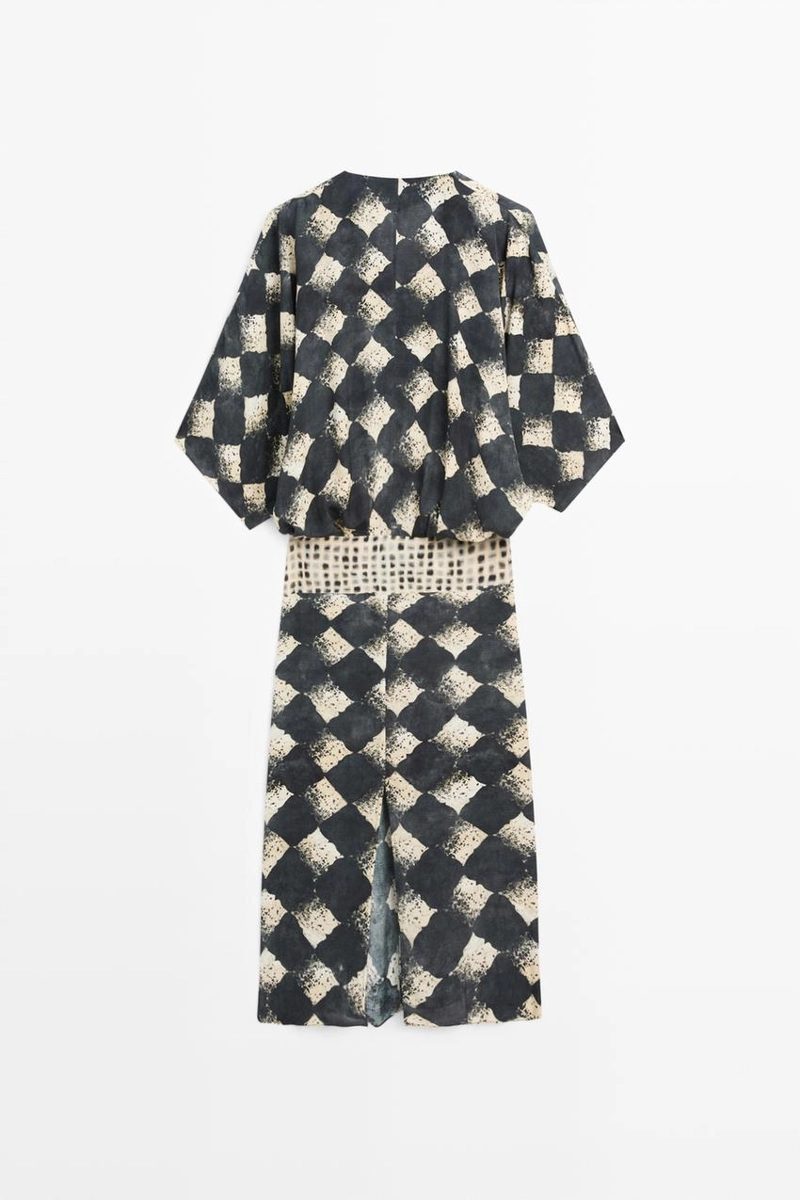 Платье с поясом на запах