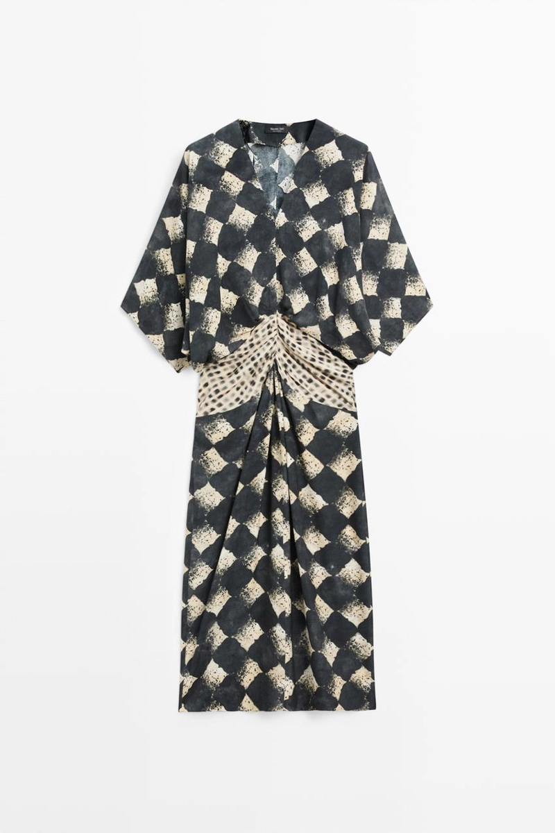 Платье с поясом на запах