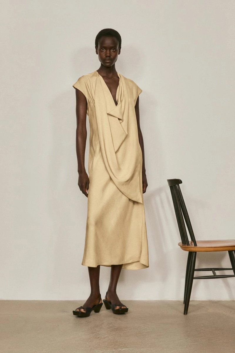 Платье миди с драпировкой - limited edition