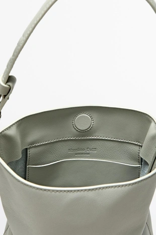 Мини-ведро из натуральной кожи наппа- Заказать в России