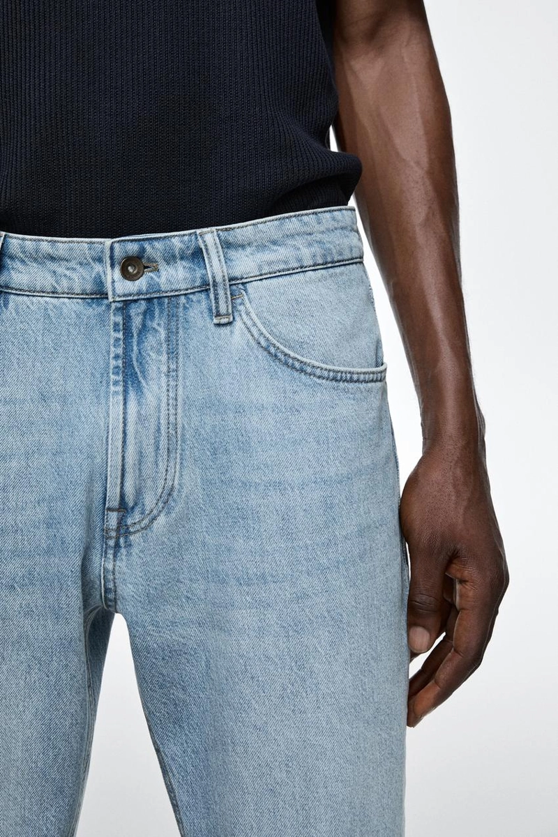 Джинсы с зауженным кроем