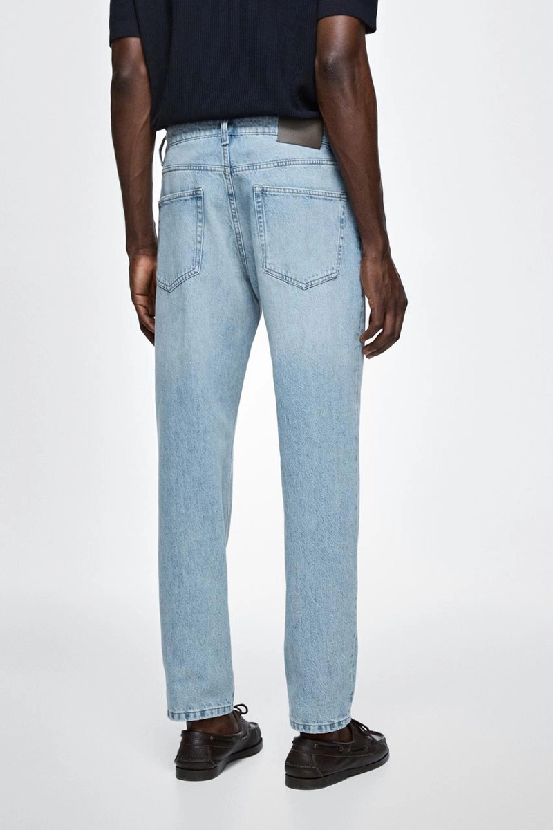 Джинсы с зауженным кроем