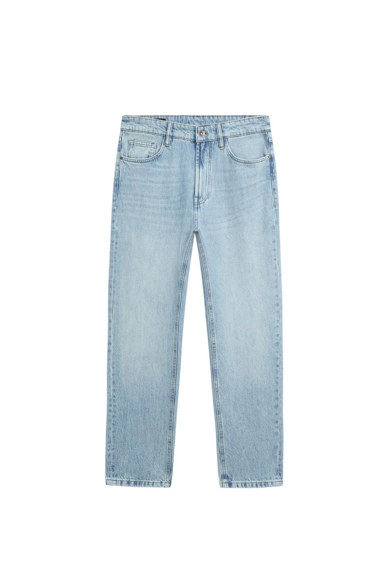 Джинсы с зауженным кроем