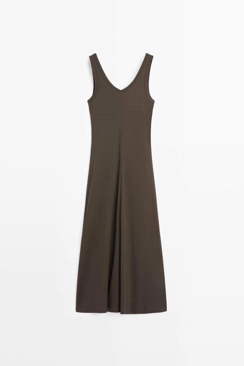 Платье миди с деталями центрального шва