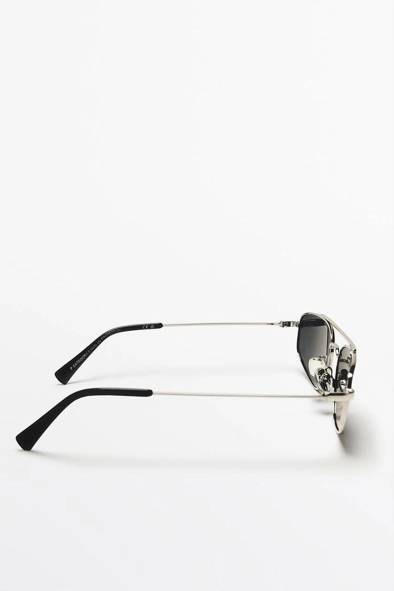 Солнечные очки из металла