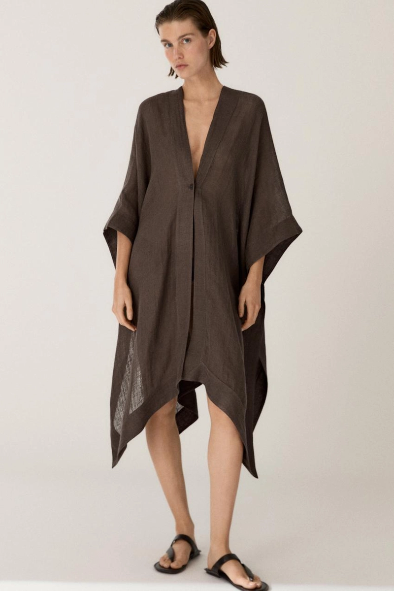 Раскатистая блузка oversize из 100% льна с деталями на спинке