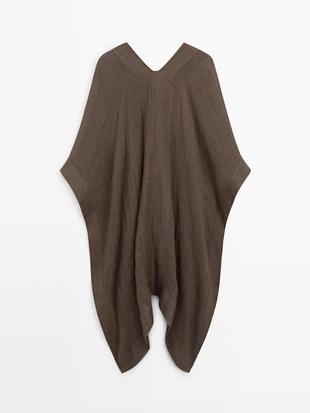 Раскатистая блузка oversize из 100% льна с деталями на спинке- Заказать в России