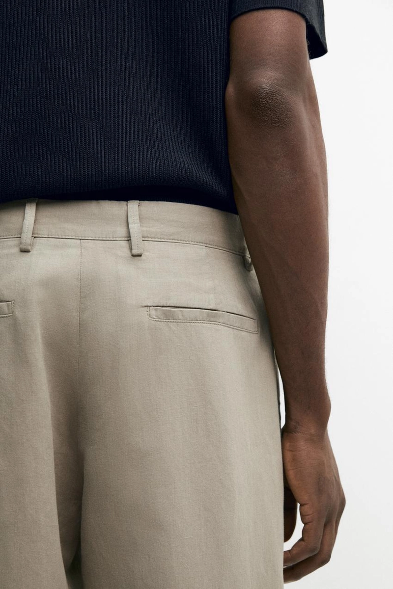 Прямые льняные и хлопковые брюки с линией вытачки