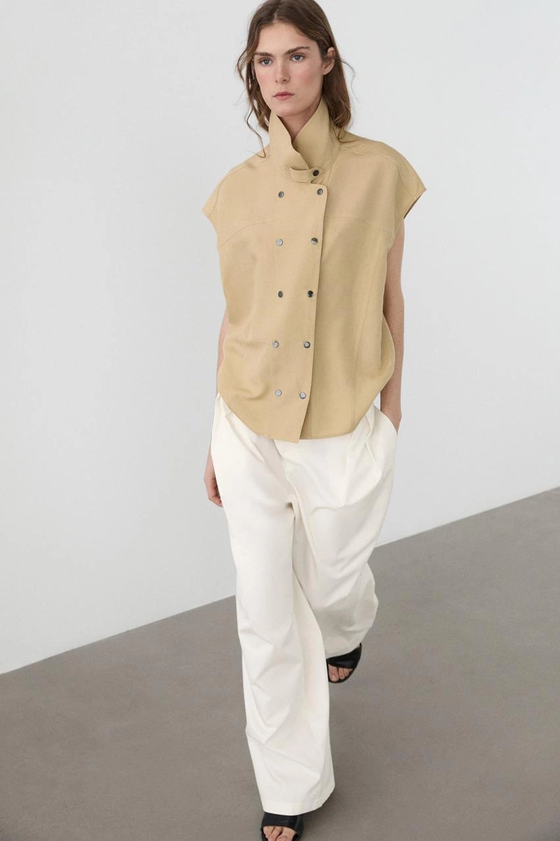 Рубашка с короткими рукавами на кнопках